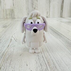 Bluey Action Figure DOREEN White Great Pyrenees Neighbor Granny RARE New